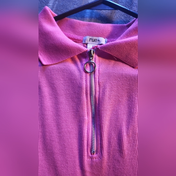 Rue 21 Pink Zip Tshirt - Picture 4 of 4